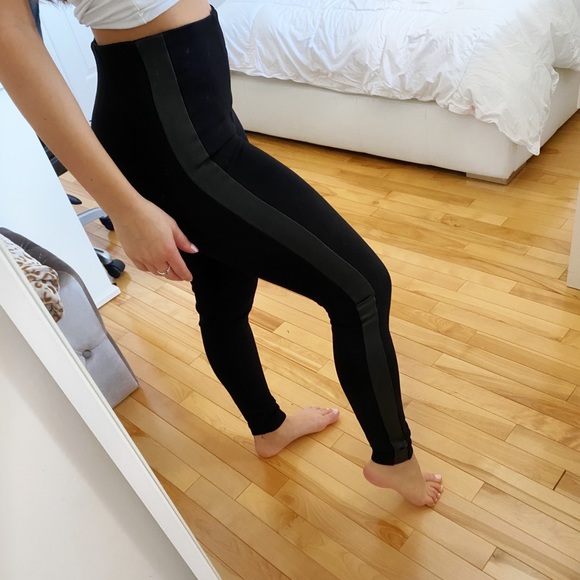 Zara Pants - BLACK ZARA LEGGINGS HIGH RISE LEATHER